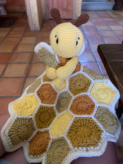 Bee Lovey